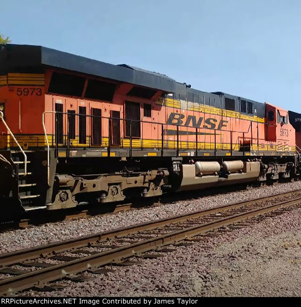 BNSF 5973